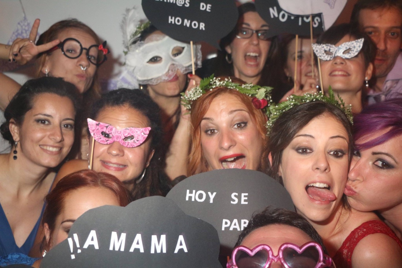 Invitados fotomatón boda